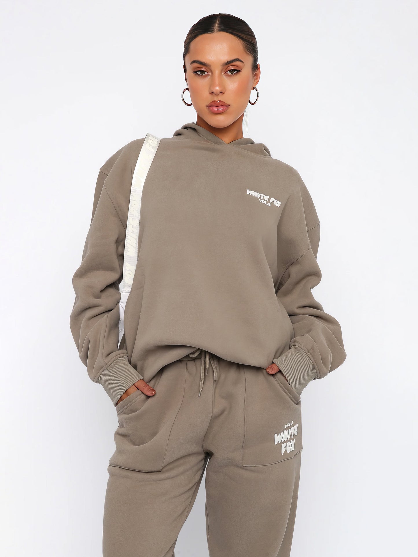 Alma® | Vol. 3 tracksuit