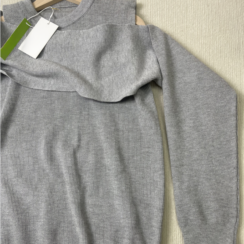 Valeria® | Gray plain long sleeve sweater