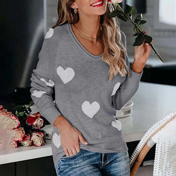 Alondra® | Women's knitted sweater with a heart pattern