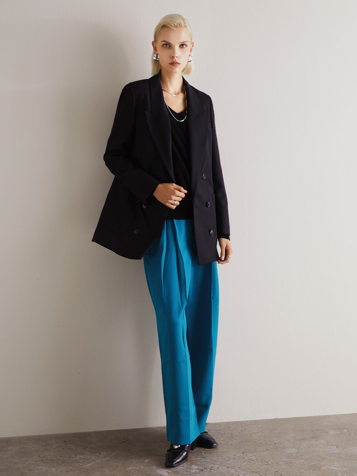 Veda® | Women's twill wool blazer jacket