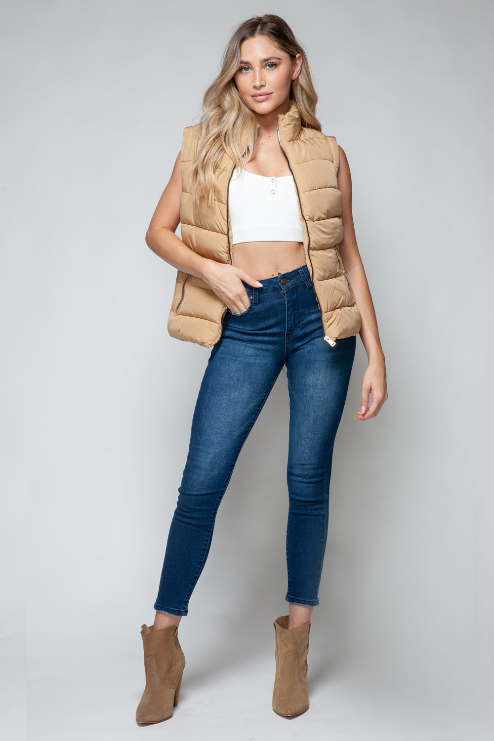 Alma® | Snobbish turtleneck vest with zip and pockets