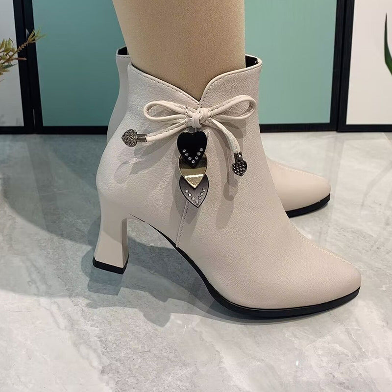 Zenaida® | Suede ankle boots with bow