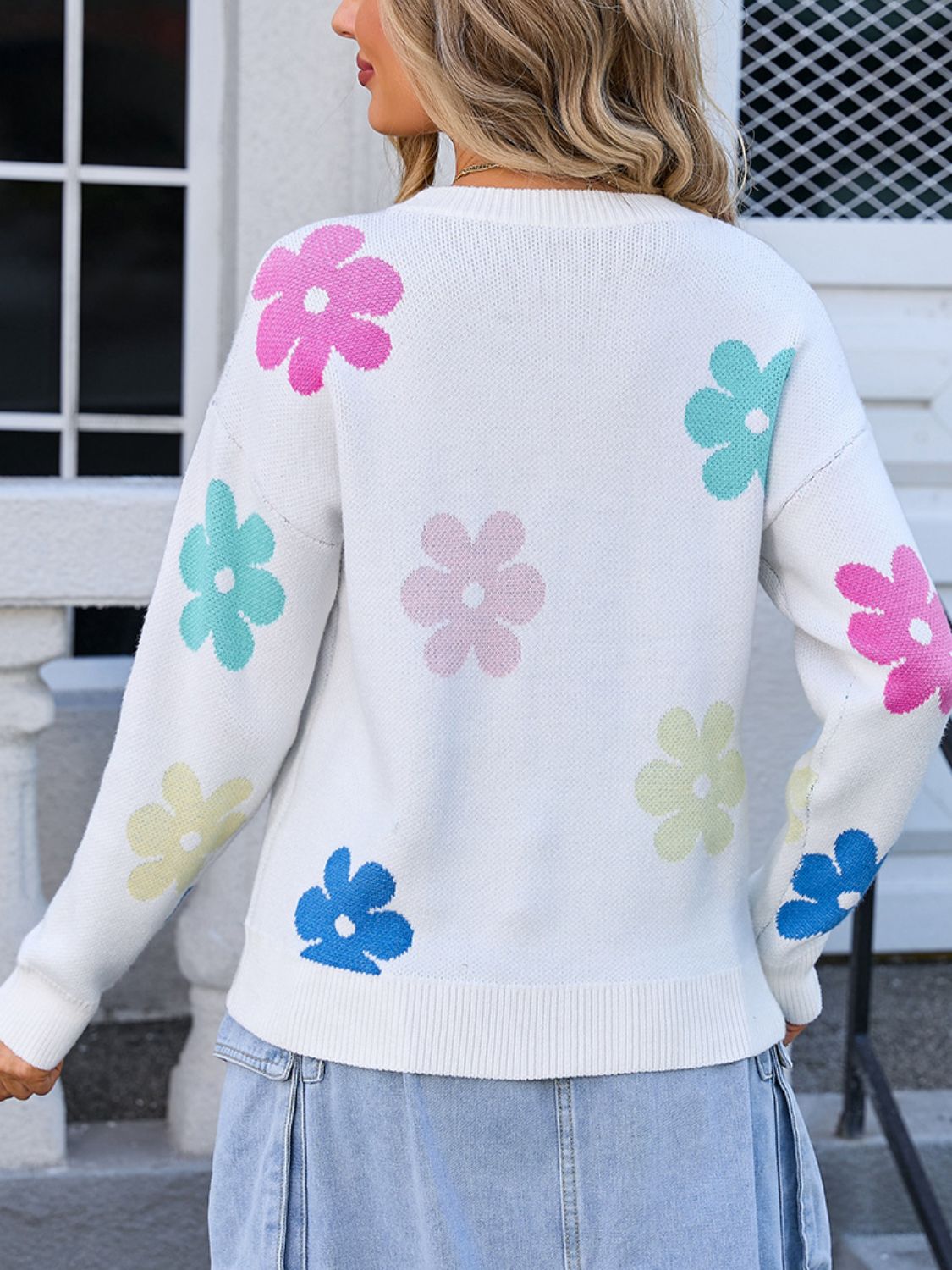 Aitana® | Long-sleeved sweater with a floral crew neck