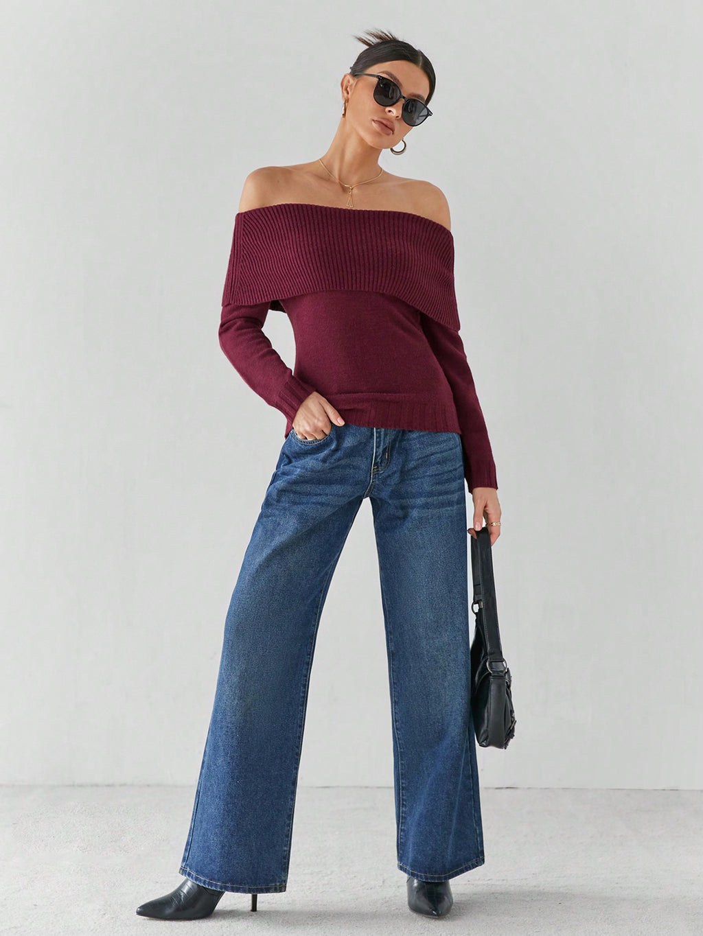 Alina® | Elegant burgundy autumn/winter off-shoulder sweater for women