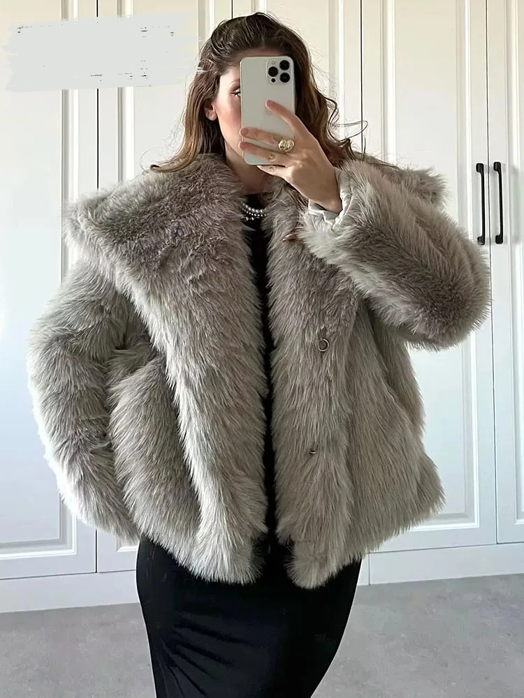 Addison® | Elegant faux fur jacket