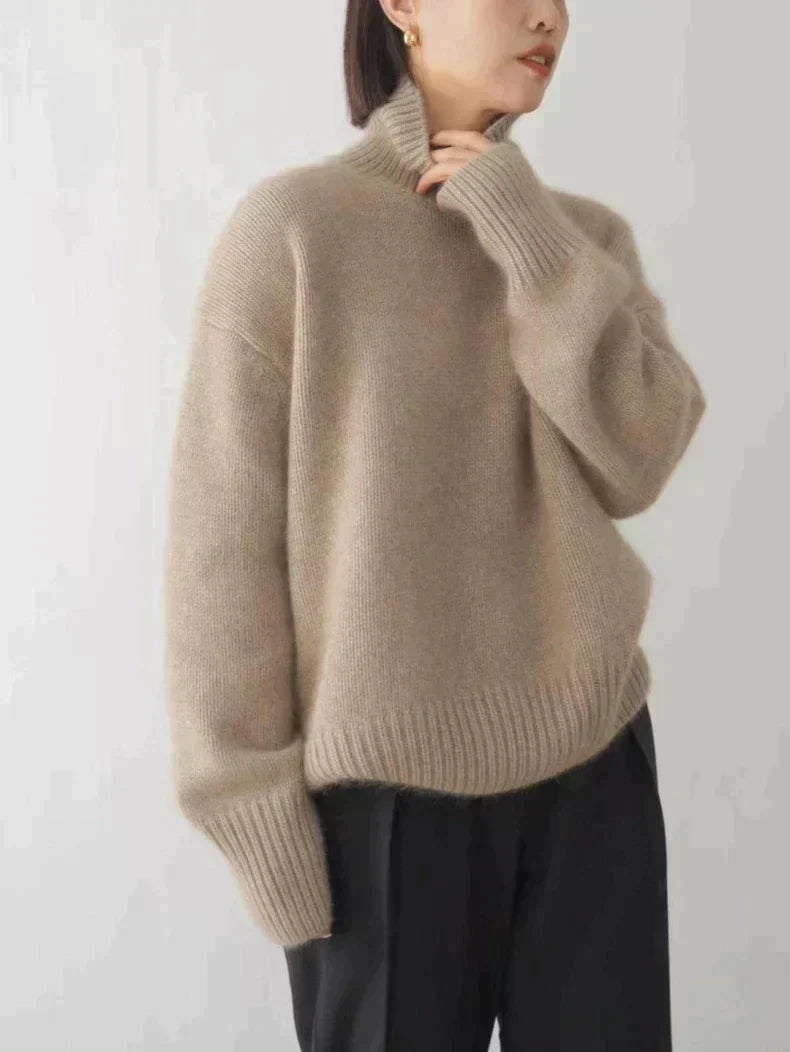 Amanda® | Soft turtleneck sweater