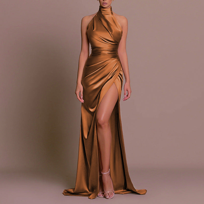 Yasmina® | Satin Odessa dress with a halter neckline and front opening