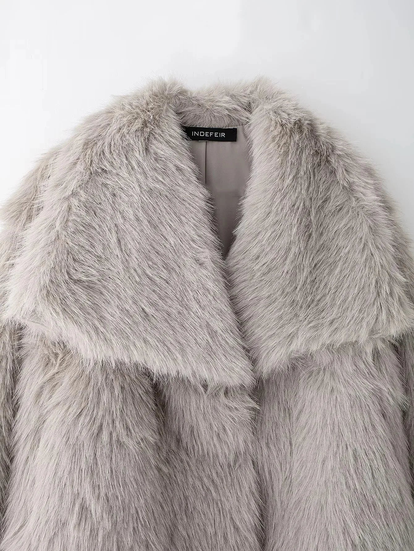 Addison® | Elegant faux fur jacket