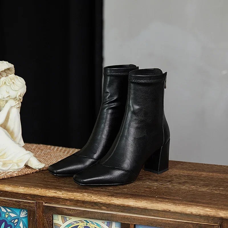 Adelaida® | Minimalist leather ankle boots