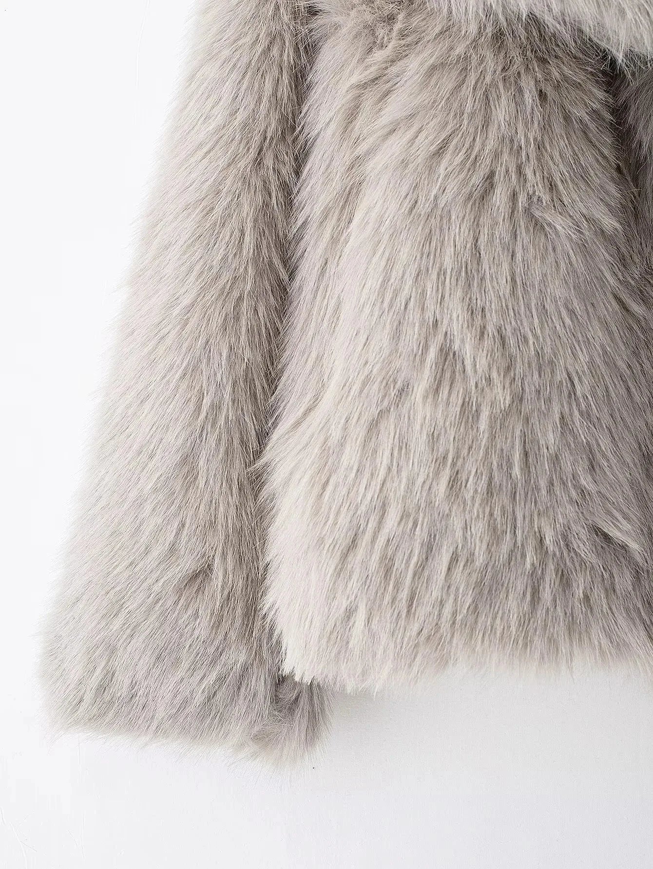 Addison® | Elegant faux fur jacket