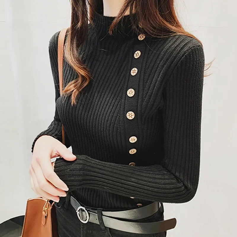 Yesenia® | Elegant knitted turtleneck sweater for women