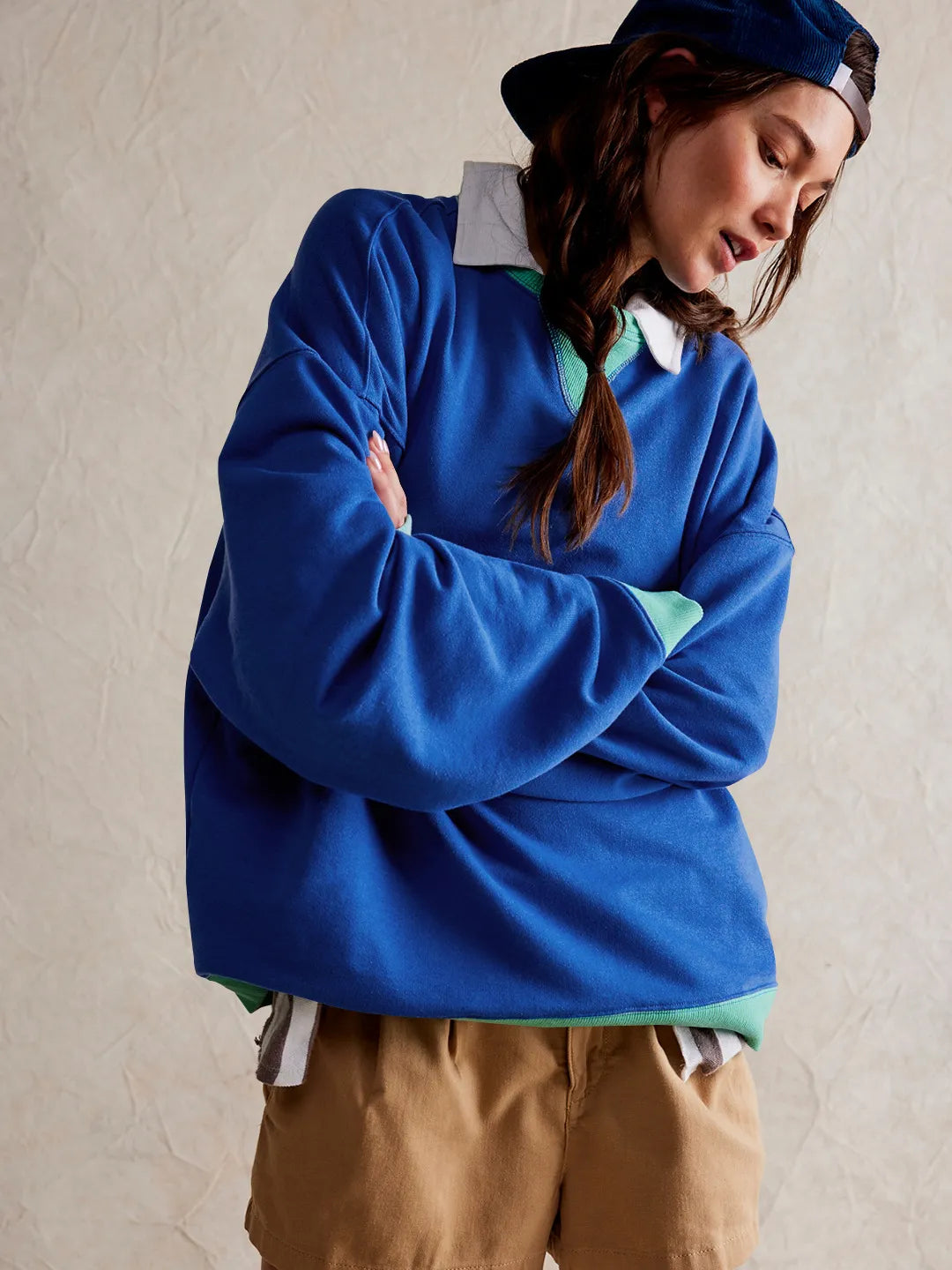 Addison® | Colorful sweatshirt with casual lantern sleeves