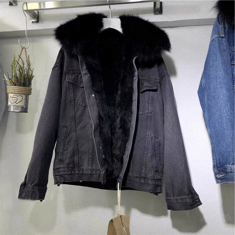 Wisteria® | Classic denim jacket for women with fur lining