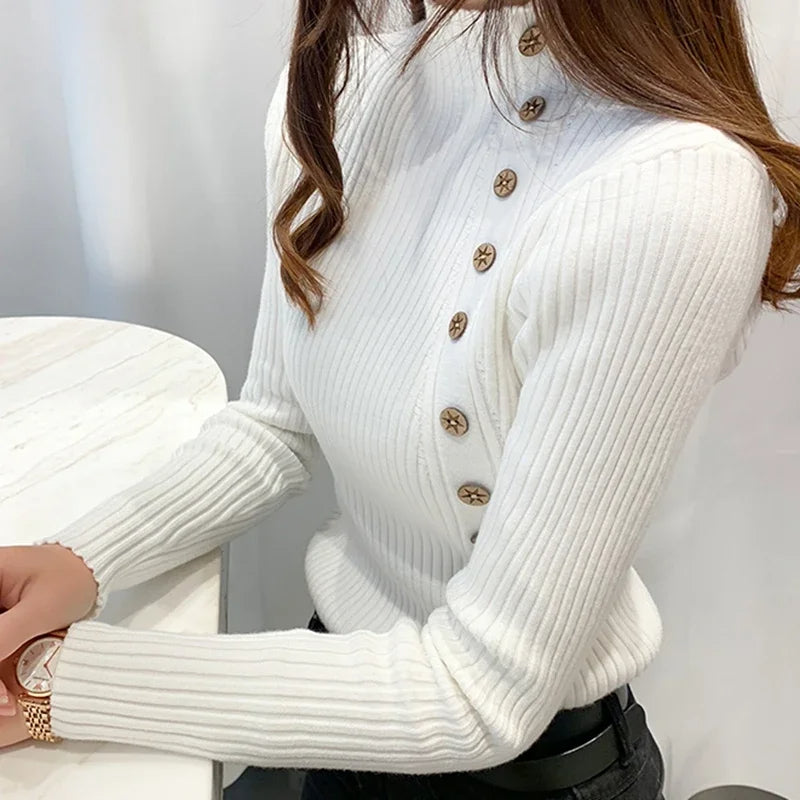 Yesenia® | Elegant knitted turtleneck sweater for women